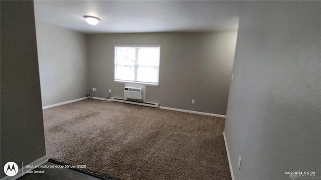 Building Photo - 4629 Far Hills Ave