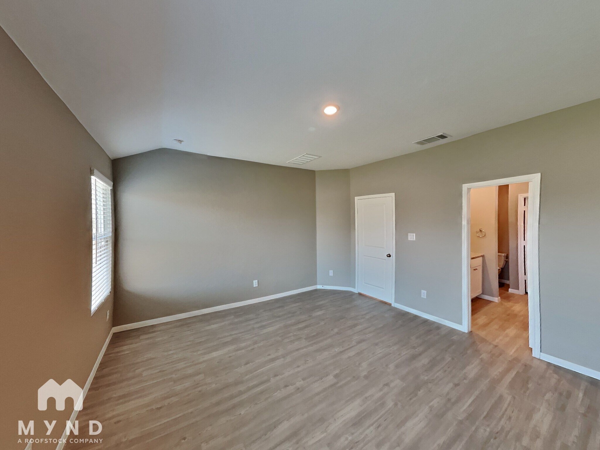 Building Photo - 4411 Revetment Way