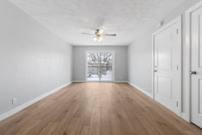 Building Photo - 1646 W 42nd St