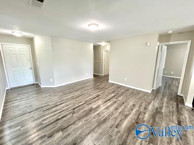 Building Photo - 228 Dormont Dr NE