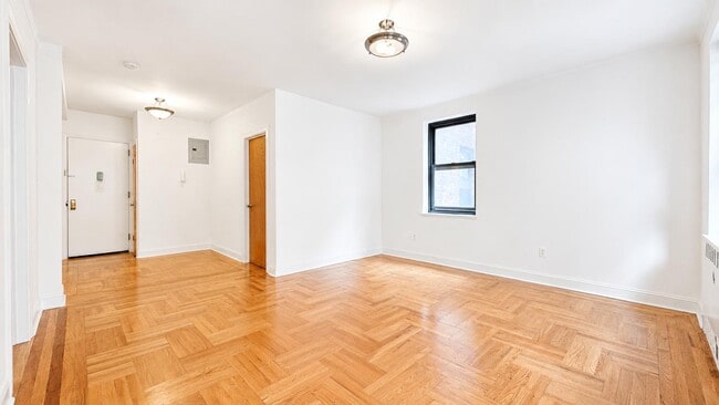 Floorplan - 700 Fort Washington Avenue