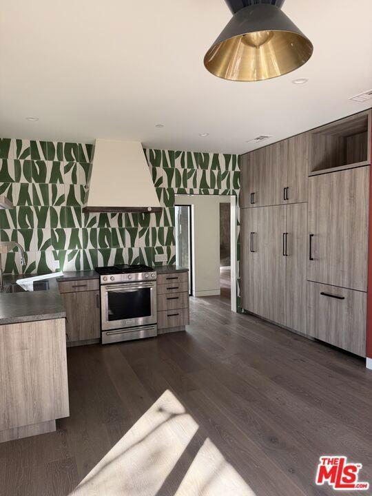 Building Photo - 4517 Cleland Ave