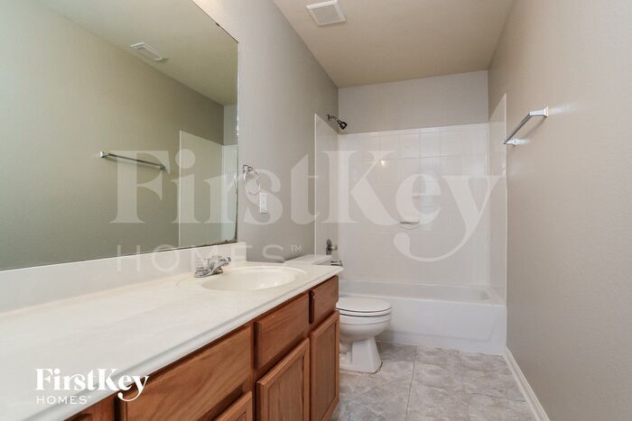 Building Photo - 6523 Bluestone Springs Ln