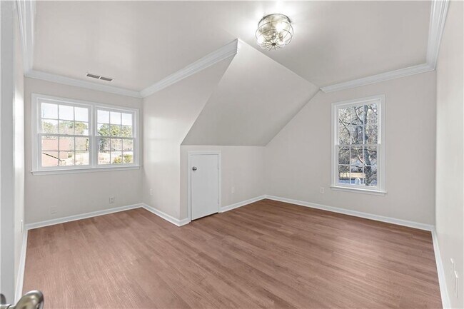 Building Photo - 6015 Canaan Woods Dr SW