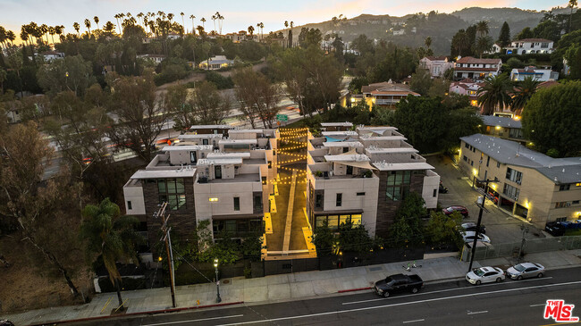 Building Photo - 2111 N Cahuenga Blvd