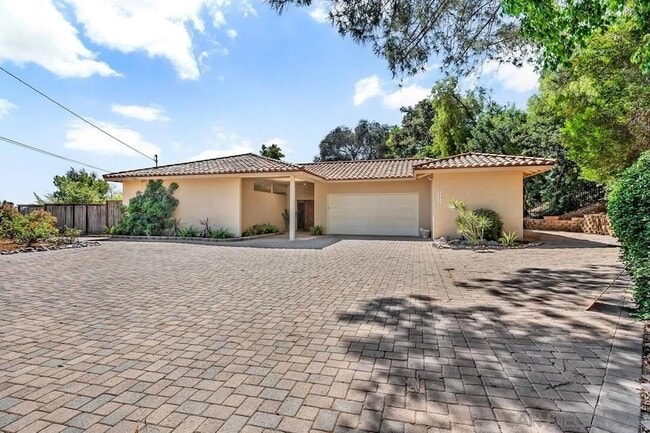 Building Photo - 4588 Conrad Dr