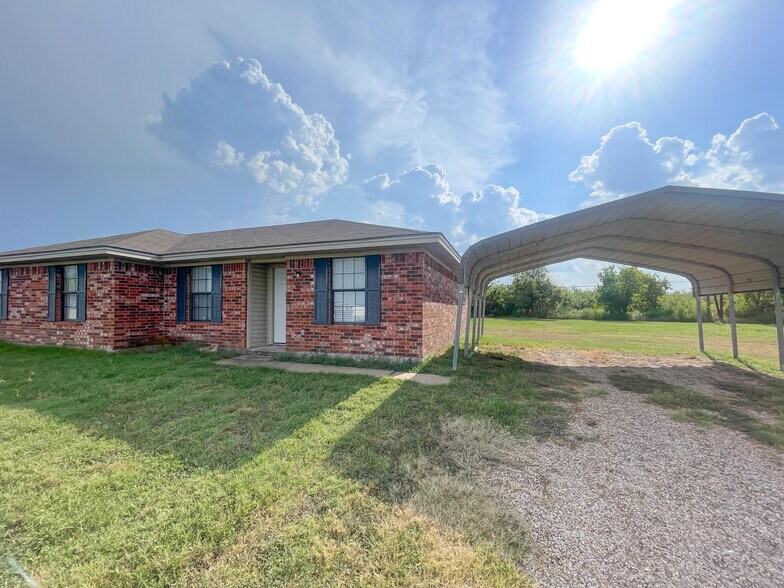 Building Photo - 255 Betty Jane Ln
