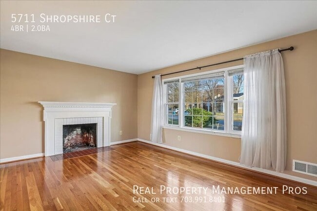 Building Photo - 5711 Shropshire Ct