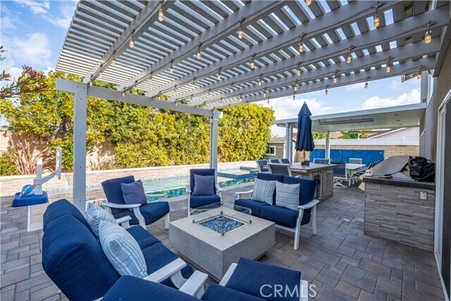 Building Photo - 8711 Mossford Dr
