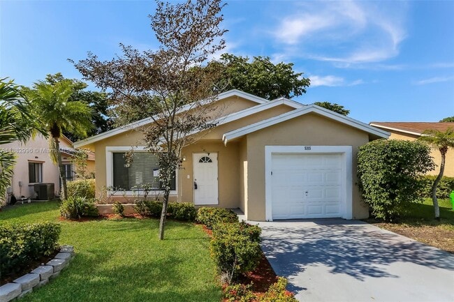 Primary Photo - 5315 NW 93 Ave
