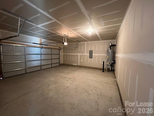 Building Photo - 194 Tackle Box Dr