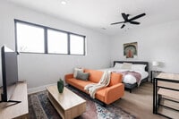 Building Photo - 4624 Douglas St