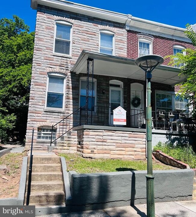 Building Photo - 3026 Mathews St