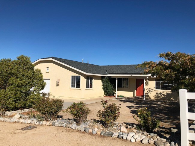 Building Photo - 32750 Rose Tree Ln