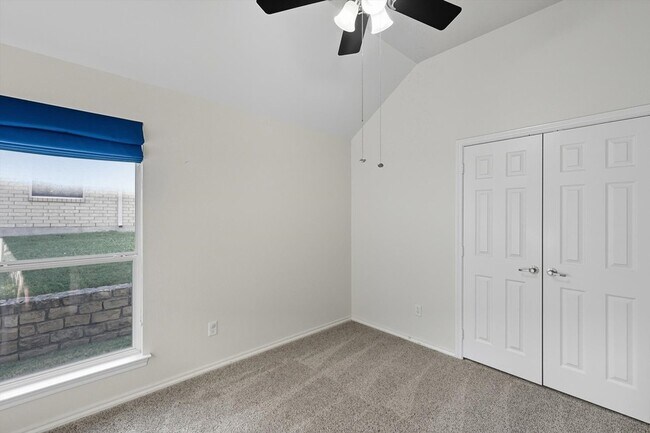 Building Photo - 4833 Heber Springs Trail