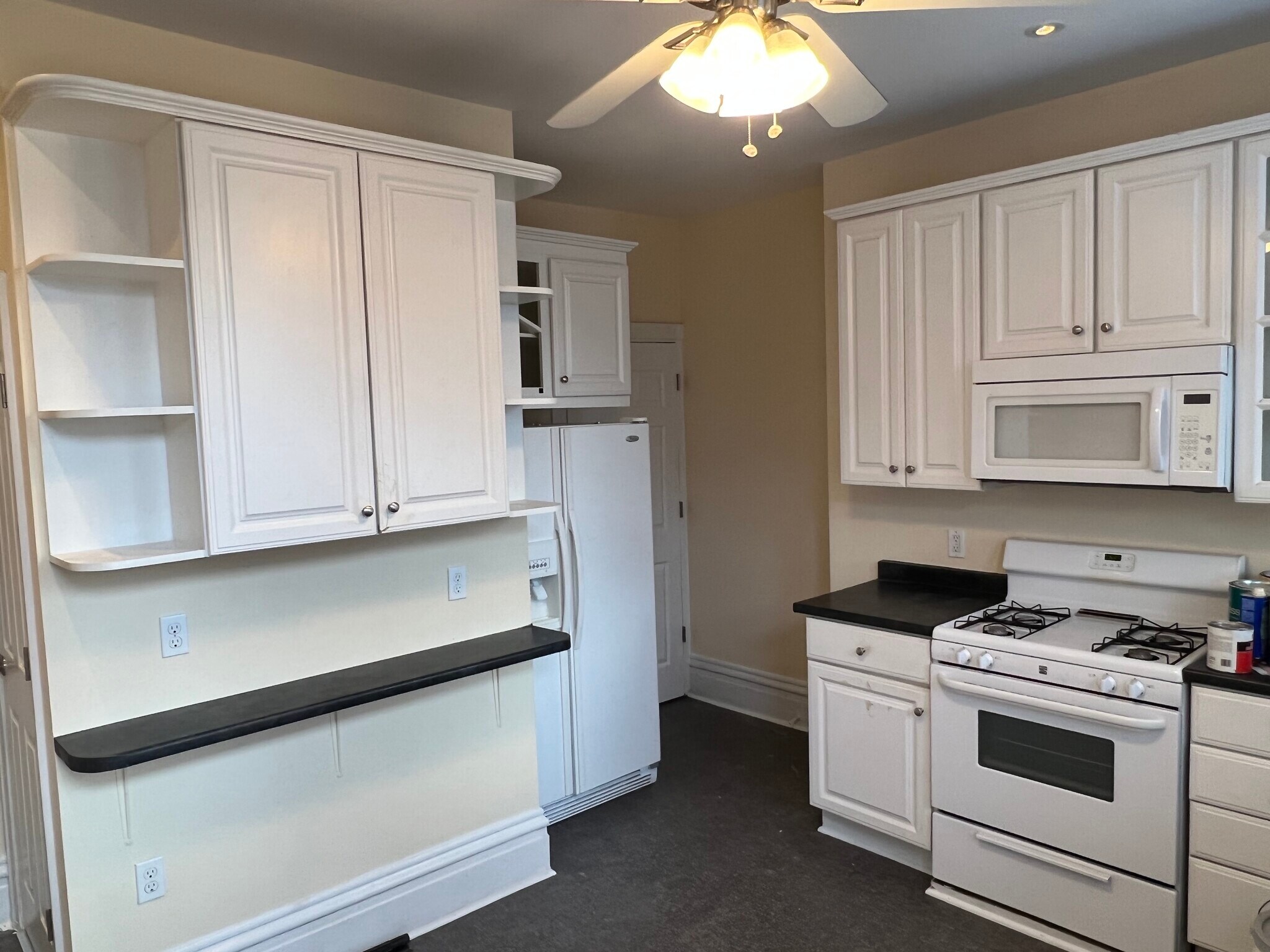 Kitchen - 1721 McCullough St