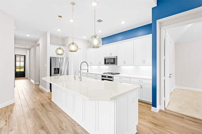 Building Photo - 15302 Spanish Ranchos Wy