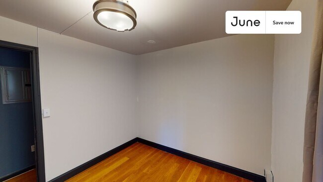 Building Photo - 161 W 120th St