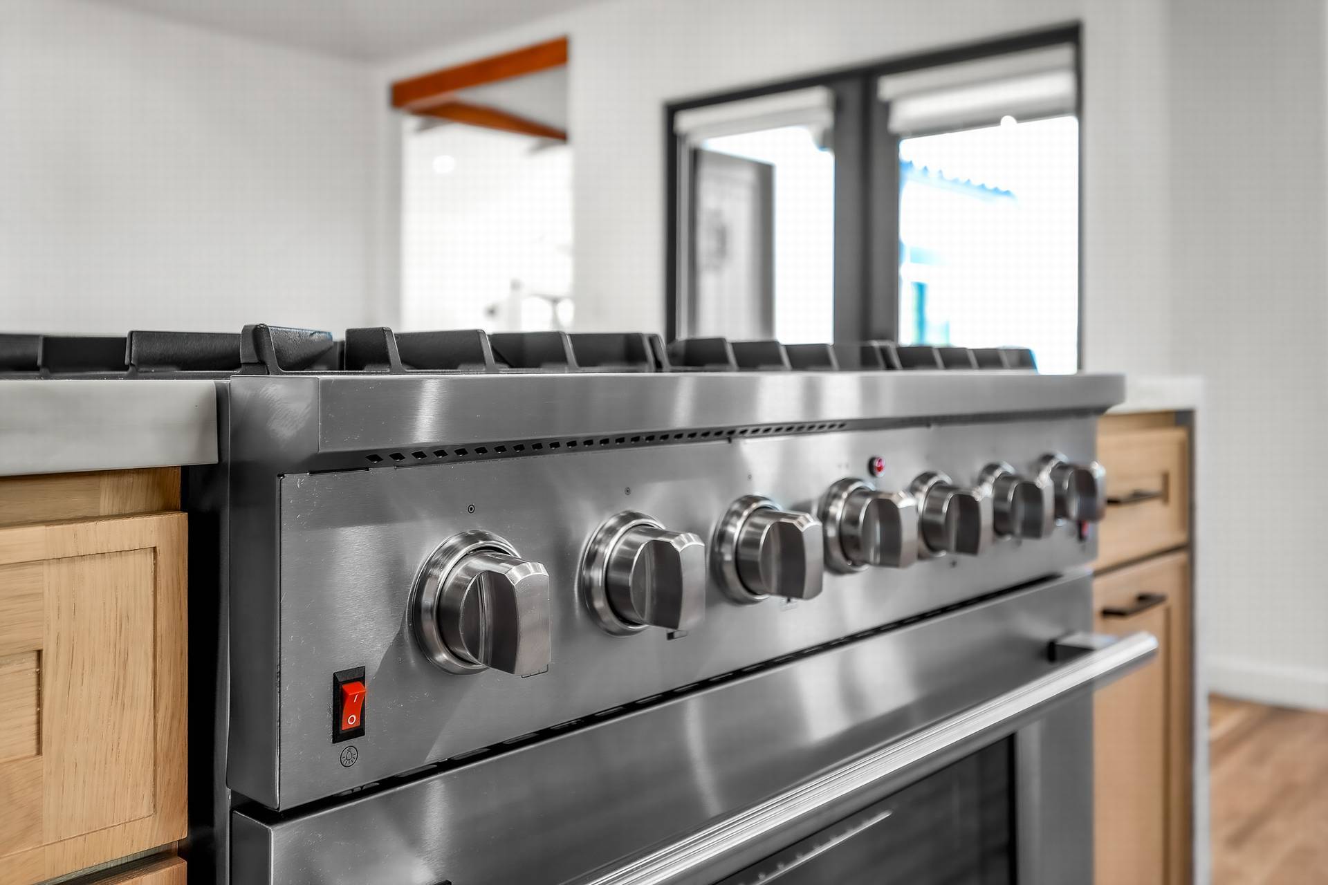 Building Photo - 920 S Spaulding Ave