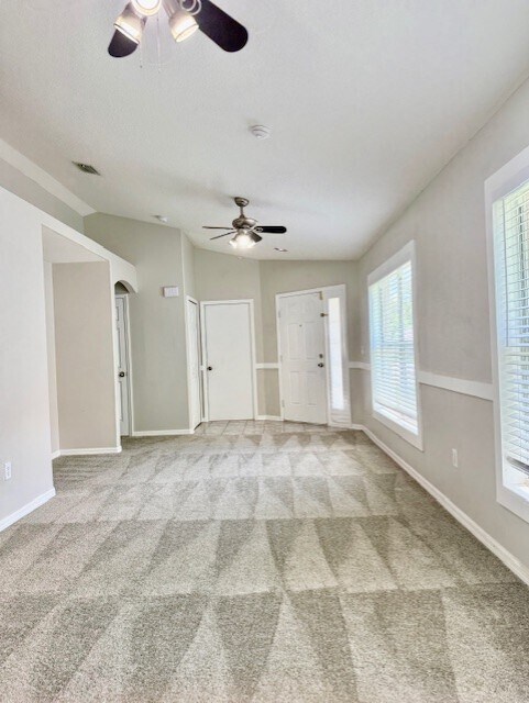 Building Photo - 28510 Seashell Ct