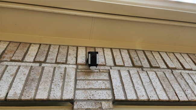 Building Photo - 24831 Red Bluff Tr