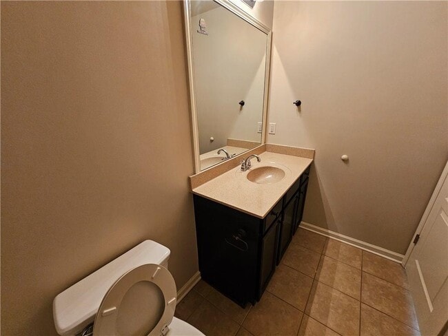 Building Photo - 6185 Crested Moss Dr