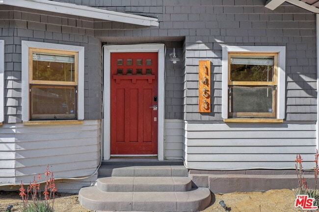 Building Photo - 1453 Hepner Ave