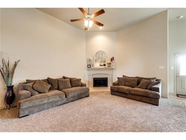 Building Photo - 313 Delgany Trail