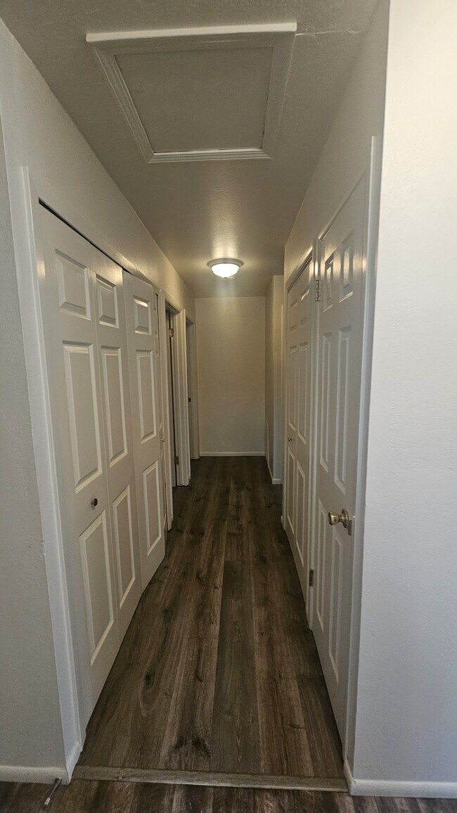 Building Photo - 2375 North Ave