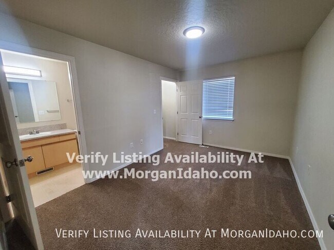 Building Photo - 217 N Avenger Ln