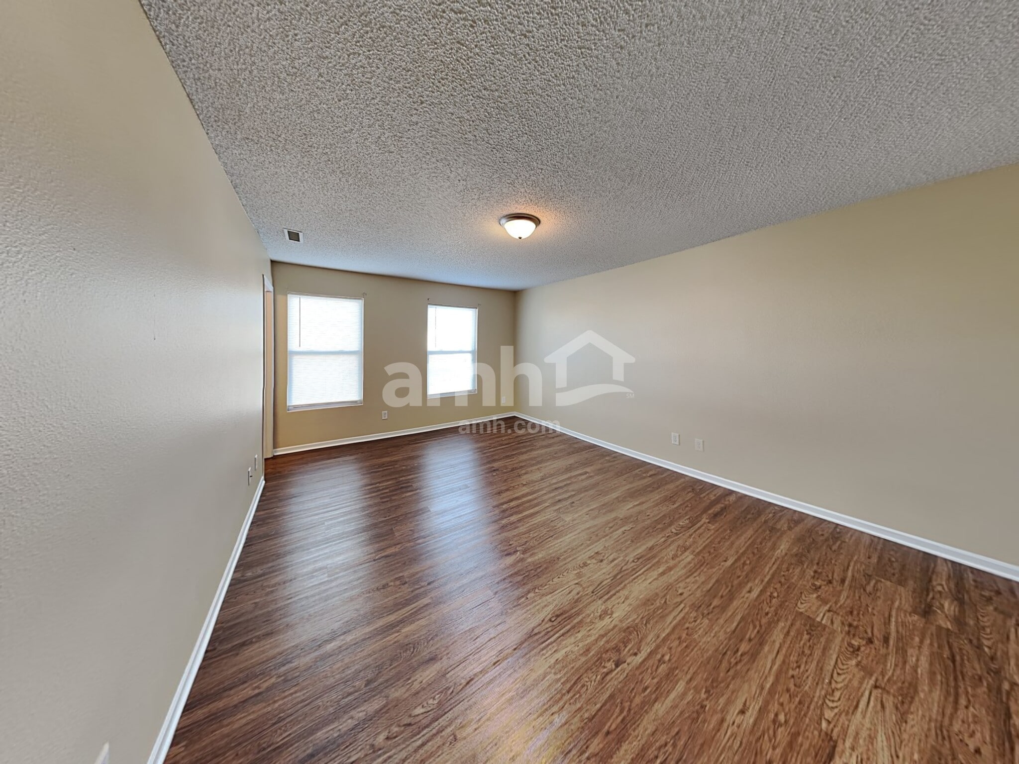 Building Photo - 8327 Wanda Lake Dr