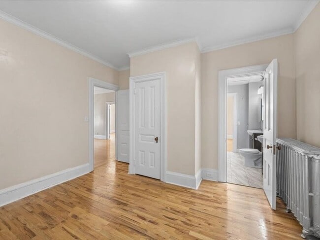 Building Photo - 52 Underwood St