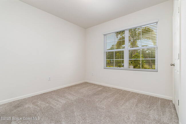 Building Photo - 1299 Buffing Cir SE