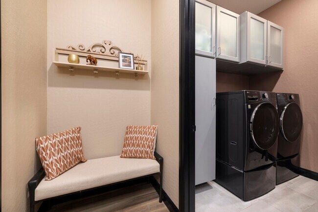 Building Photo - 33 Desert Juniper Ln