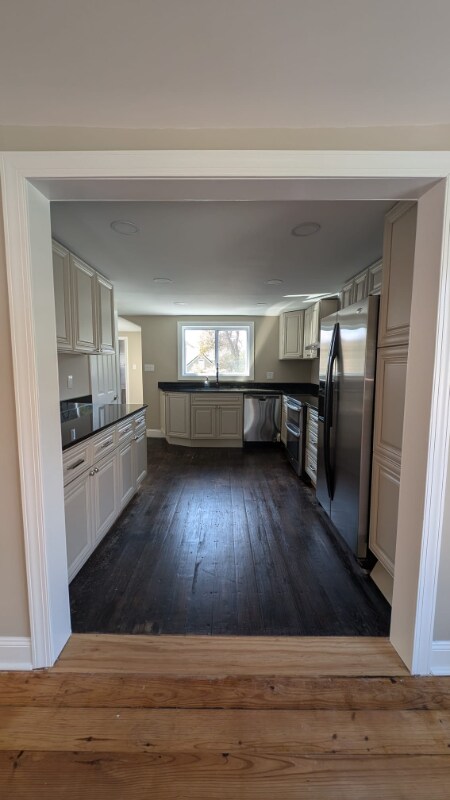 Building Photo - 24 Clark St