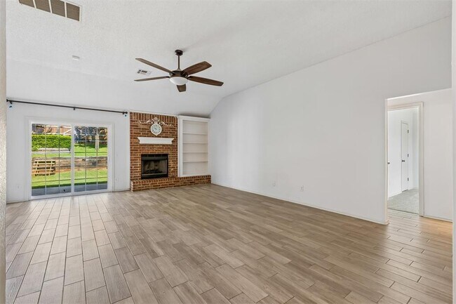 Building Photo - 8801 Scirocco Cir