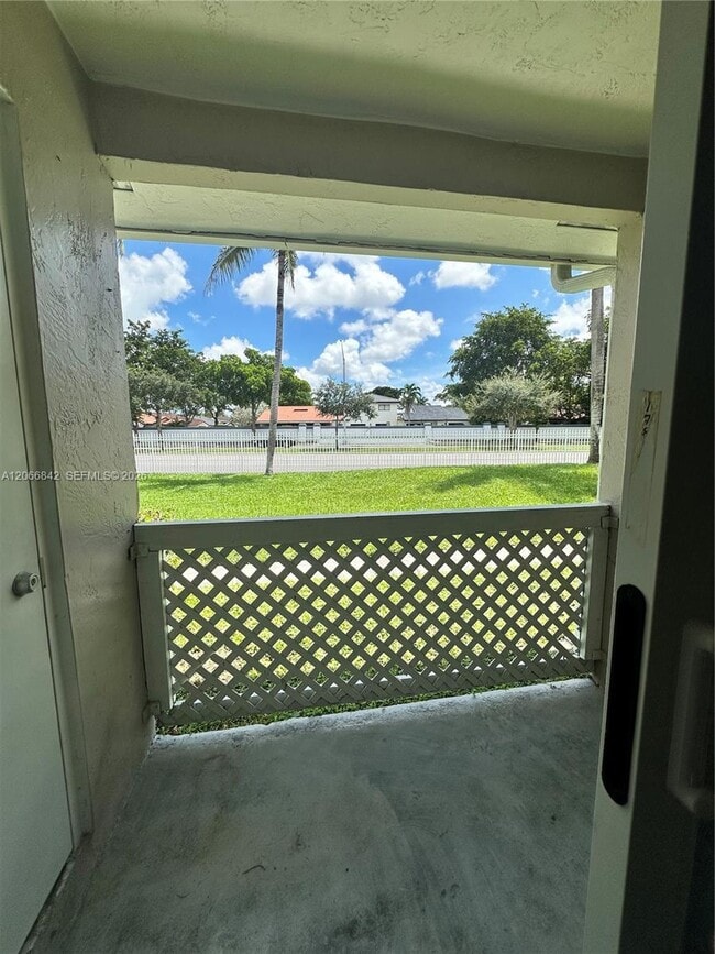 Building Photo - 17515 NW 67th Ct