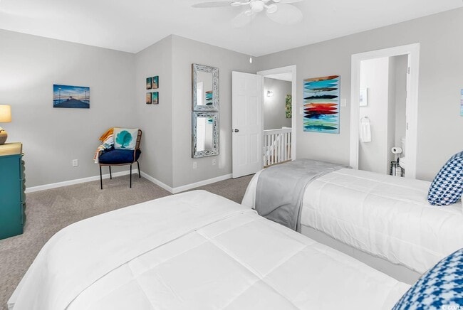 Building Photo - 4000 Fairway Lakes Dr