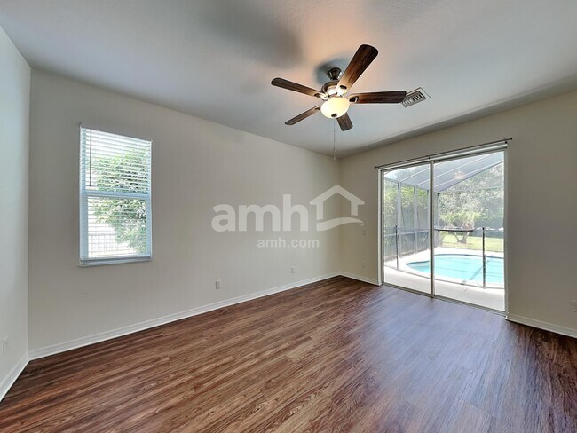 Building Photo - 12823 24th St Cir E