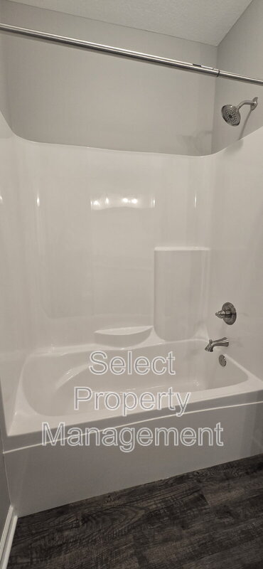 Building Photo - 8792 Elmont Cv