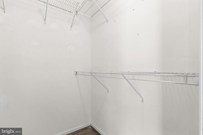 Building Photo - 9624 Westerdale Dr