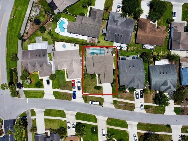 Building Photo - 12989 Meadowbreeze Dr
