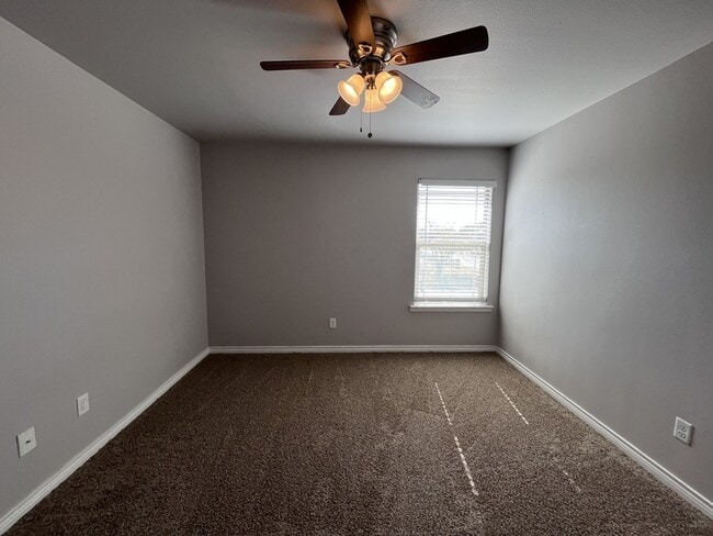 Building Photo - 3416 Itasca St