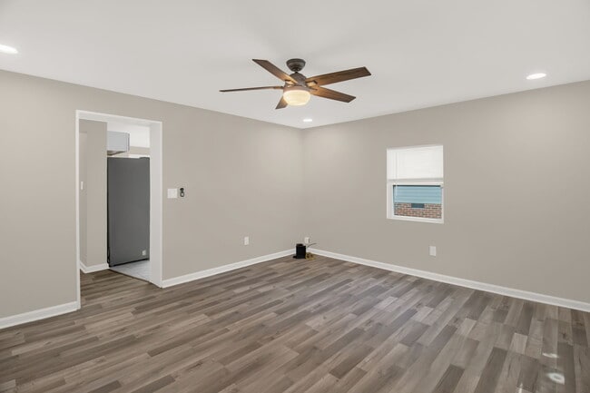 Building Photo - 2510 Harley Dr