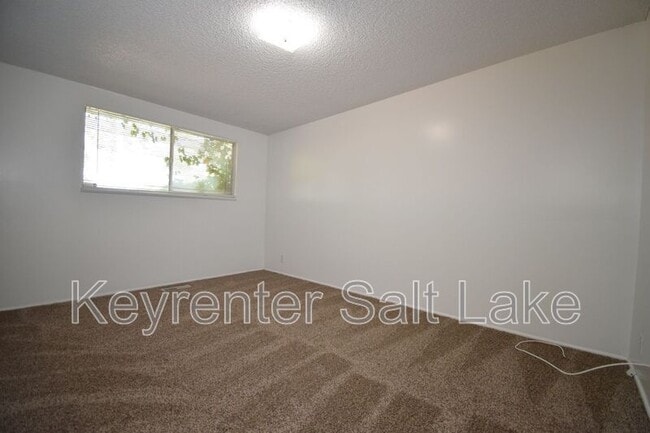 Building Photo - 6758 S 100 E