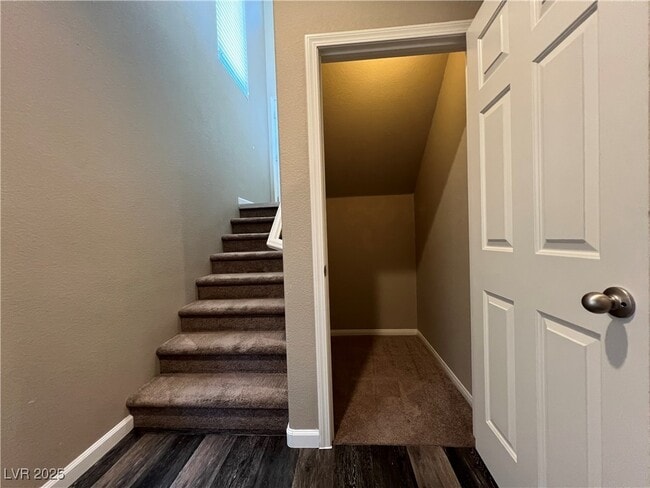 Building Photo - 10973 Sardinia Sands Dr
