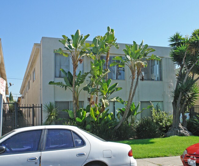 Building Photo - 2028 Garth Ave
