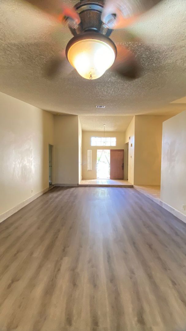 Building Photo - 6424 W Dearborn Ct