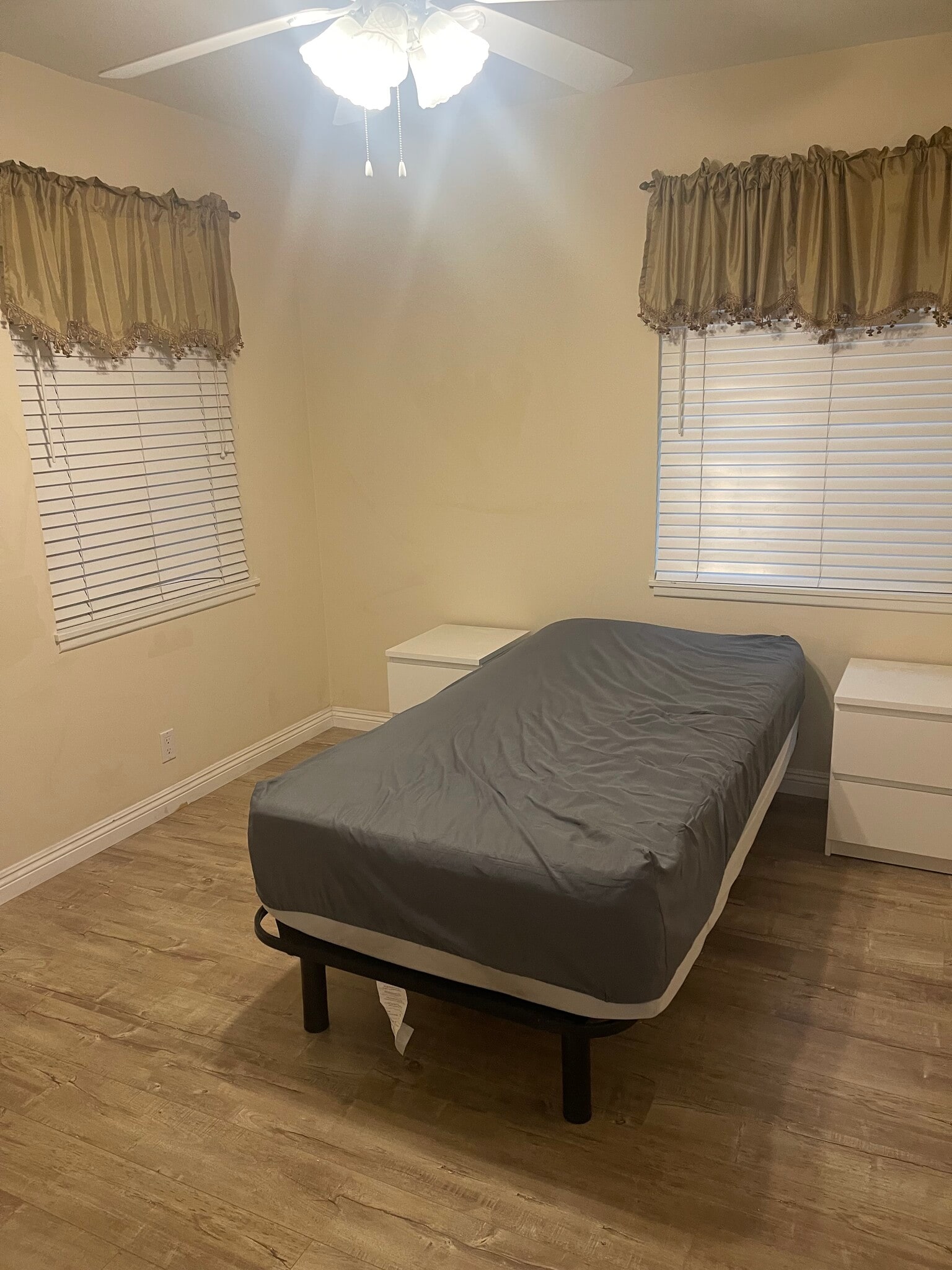 Building Photo - 7843 McGroarty St