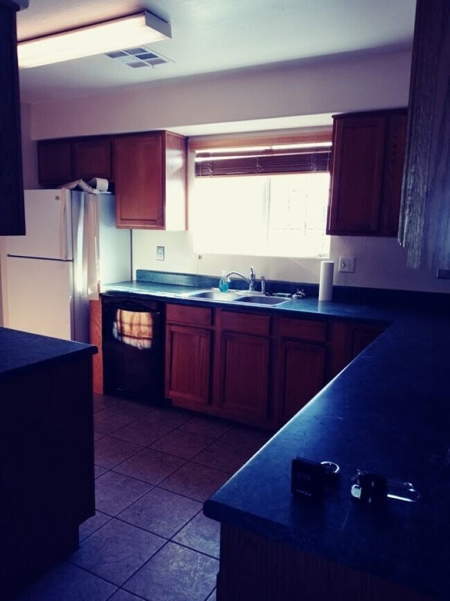 Building Photo - 3 Bed 2 Bath in Glendale